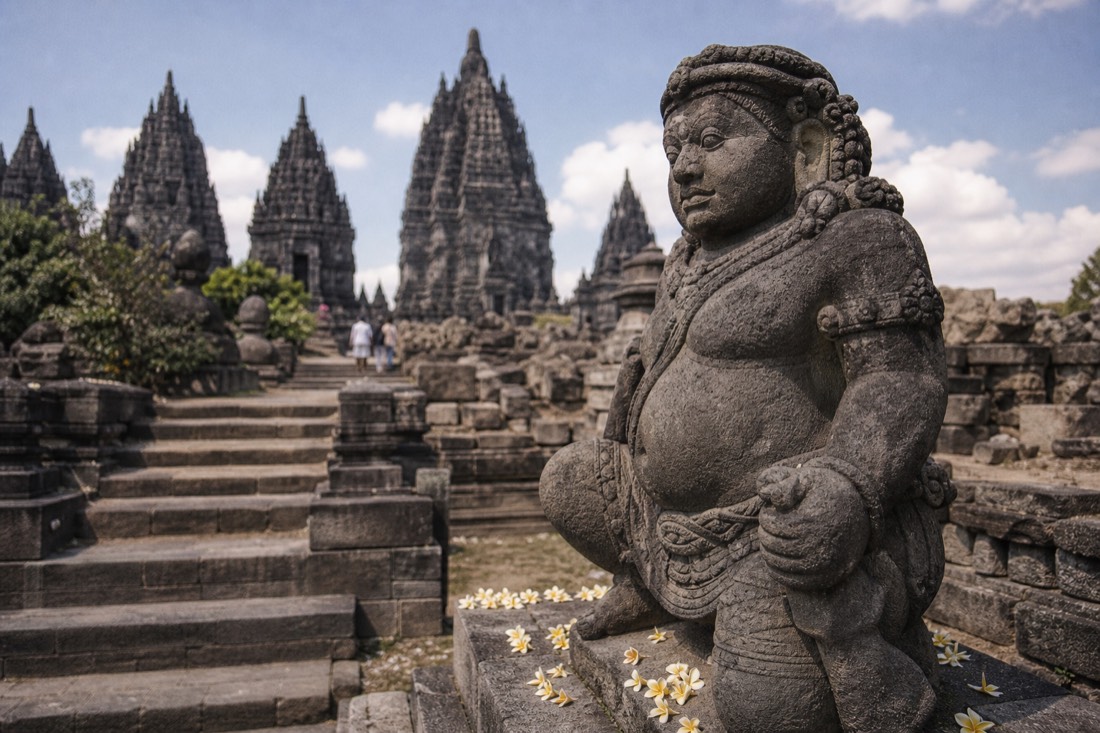 A guardian statue at the steps of Prambanan