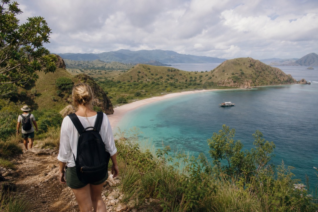 Komodo Island Day Tour from Labuan Bajo, 6 stops